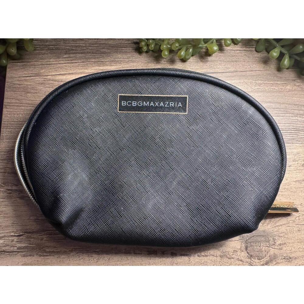 BCBGMAXAZRIA makeup bag